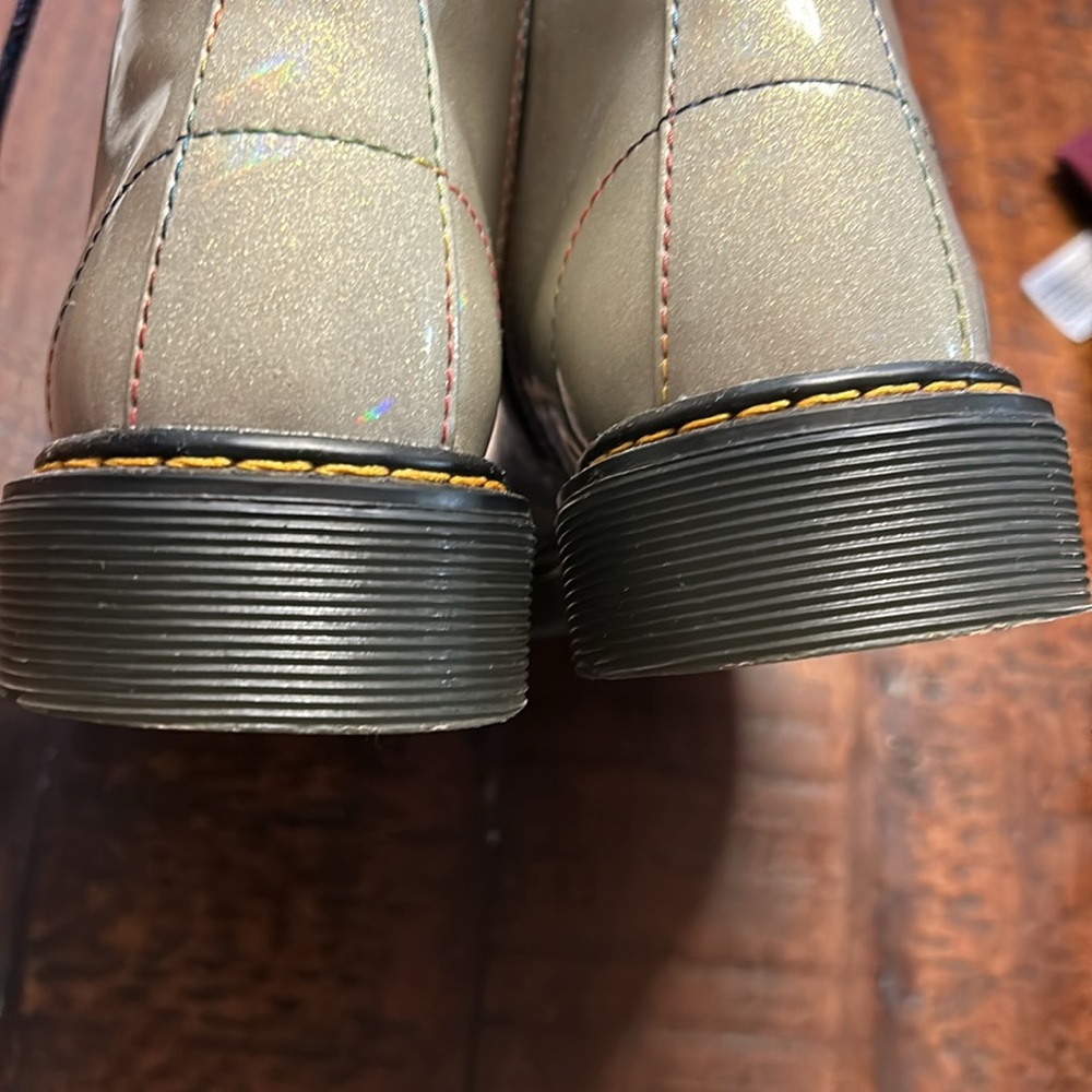 Girls Doc Martens size 2 worn once - Picture 9 of 9